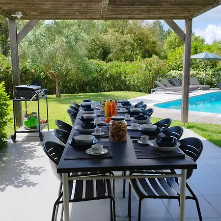 Vakantiehuis Katiris *